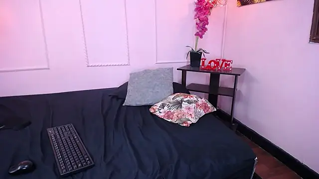 heidybbw's Live XXX Chat