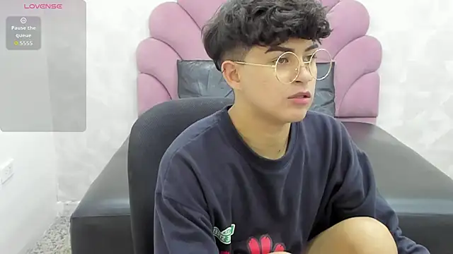Chat XXX en directo de alan_twink12