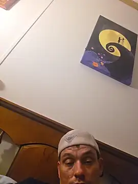 twistafatpipe 现场XXX聊天