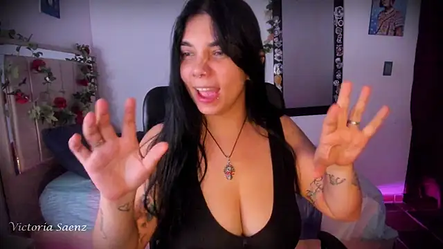 victoriaasaenz_ Chat XXX in diretta