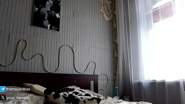 Maya_Rave live XXX chat
