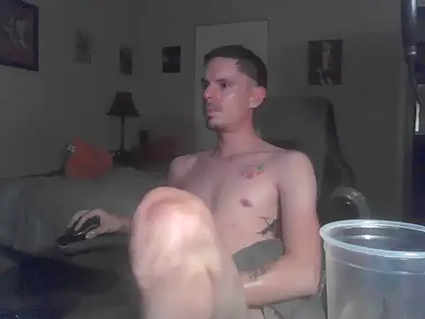 Chat +18 de latinosatiro94 ao vivo