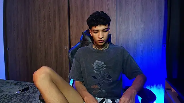 Chat +18 de im_Usuga ao vivo