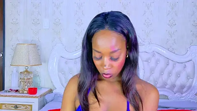 Kelly_Swift Live XXX Chat