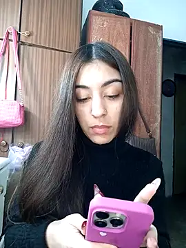 Jennyvignaduzzo Chat XXX live