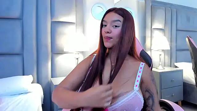 GabyMoreau's Live XXX Chat