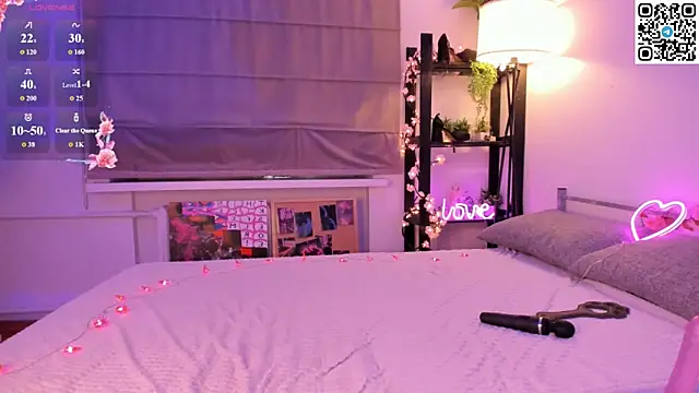 XXX chat uživo modela CoralHollow