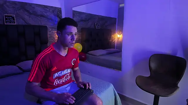 Clark_kush Live XXX Chat