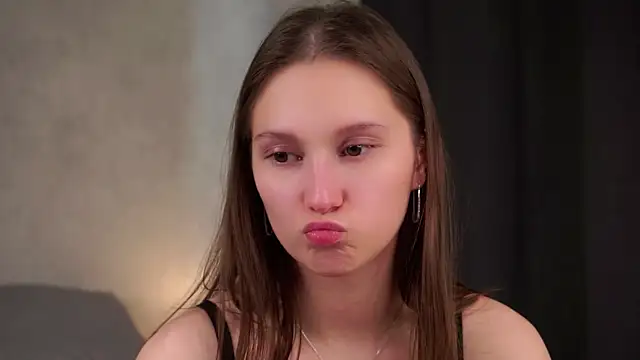 MelaniSeiver Live XXX-chat