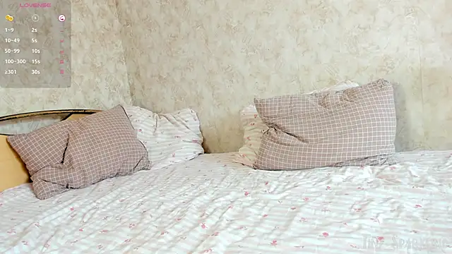 Tiny_Sparkling – Naživo XXX chat