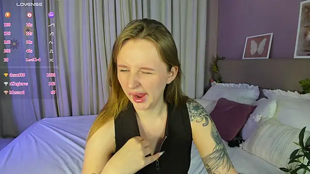Chat XXX en directo de Rina_Panic
