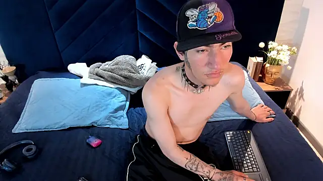 Онлайн чат XXX Angel_Marzel_