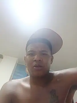Show modela alexystop na web-kameri