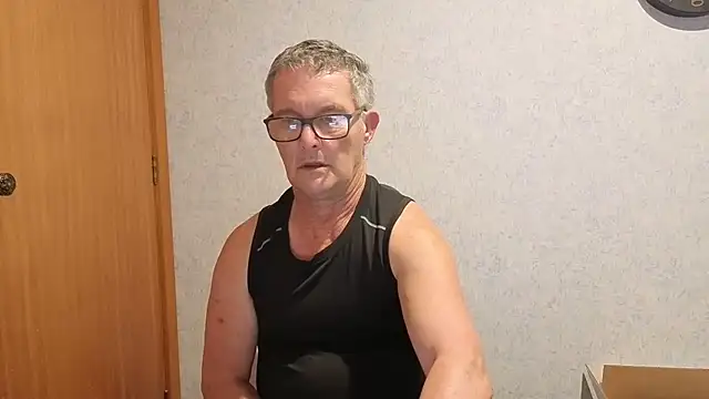 Chat +18 de daddy_man ao vivo