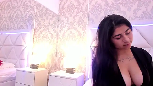 ScarletJons' Live XXX Chat