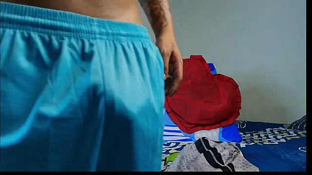 Chat +18 de ihan_hot ao vivo