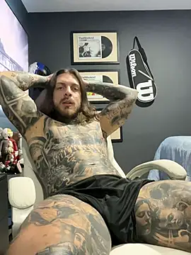 Chatroom XXX en direct de ThomasHells