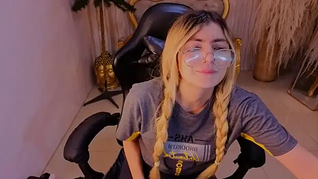 Kriistal_s' Live XXX Chat