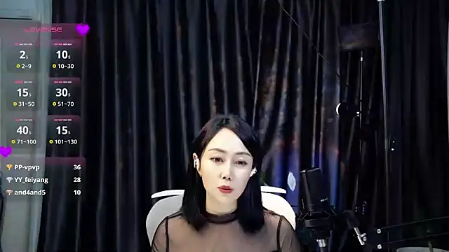 LIli-c2's Live XXX Chat