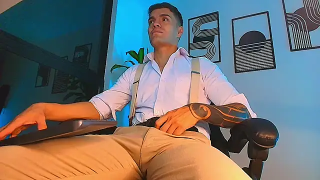 ALPHA_DOMINUS_ – Naživo XXX chat