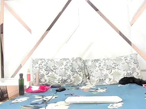 Živý XXX chat MiaHarper3