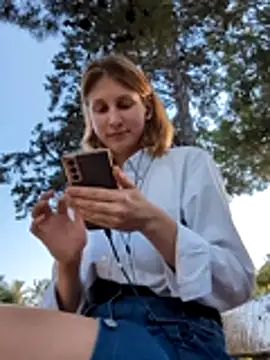 Julialexxxx 现场XXX聊天