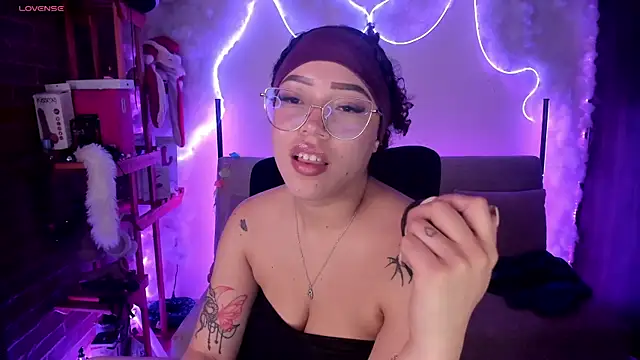 liz_martins1 Adlı Modelin Canlı XXX Sohbeti