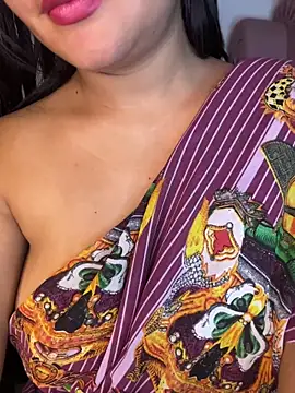 shara_queen1's Live XXX Chat