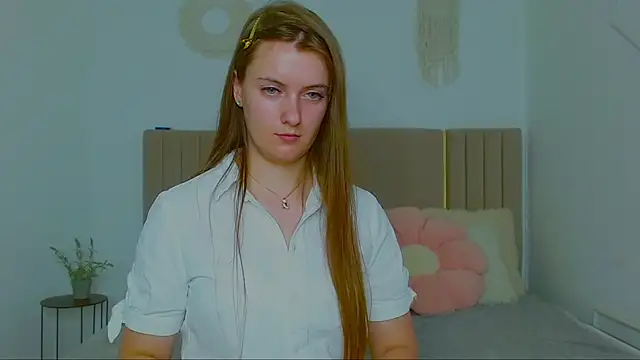 Blush_flowwer élő XXX-chatje