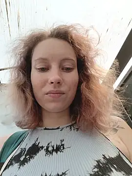 Frost_foxy Adlı Modelin Canlı XXX Sohbeti