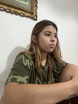دردشة baddieasiantv الجنسية المباشرة