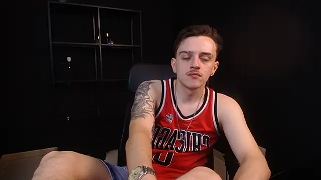 FelixStarkk Adlı Modelin Canlı XXX Sohbeti