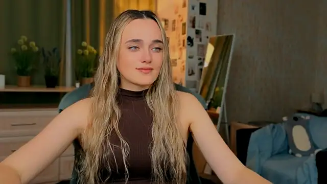 earthfantasyy's Live XXX Chat