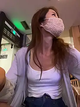 kiss_loo Live XXX Chat