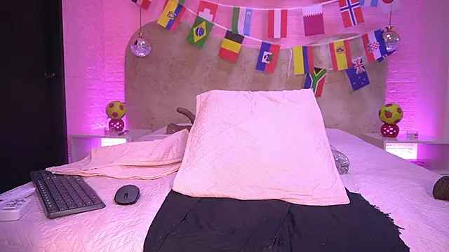 zzoe_'s Live XXX Chat