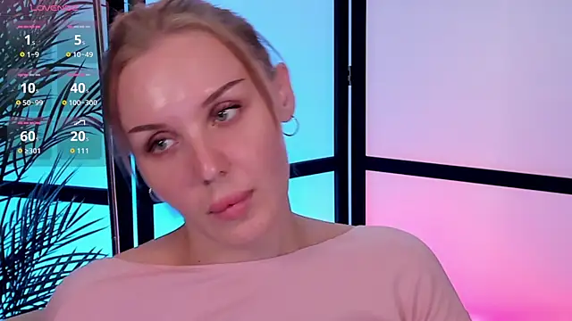 Chat +18 de LianaFord ao vivo
