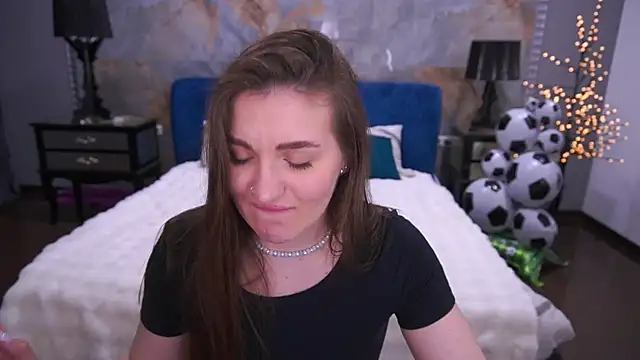 EmmyCharmm Chat XXX in diretta