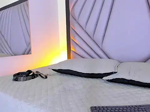 دردشة Yoss_Kink الجنسية المباشرة