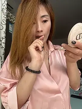 okgirl_23's Live XXX Chat