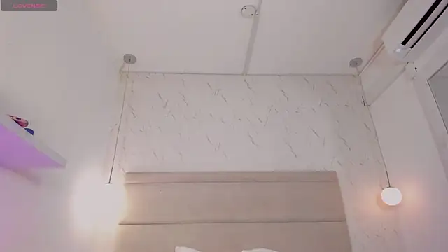 Онлайн чат XXX Yourliaaa