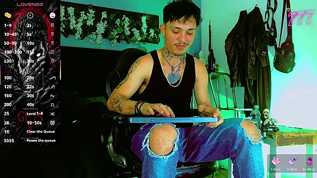 HannibalLester – Naživo XXX chat