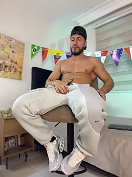 Chat XXX en directo de Thiago_Hill