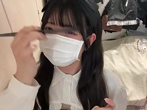 y-u-r-a-33のライブXXXチャット