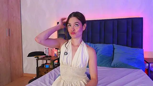 دردشة LucyFlame الجنسية المباشرة