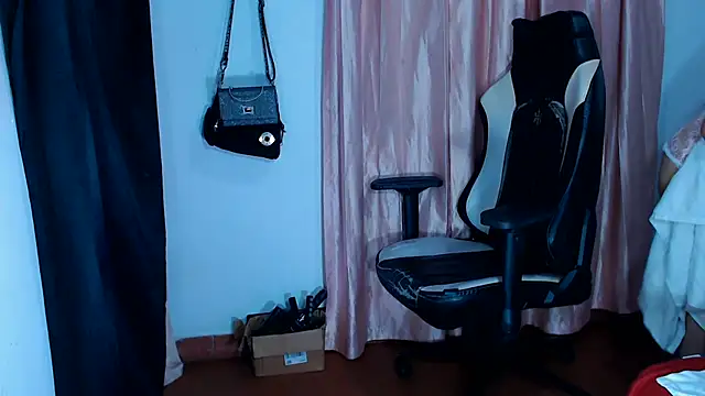 Sembang XXX Secara Langsung hotsweet-69