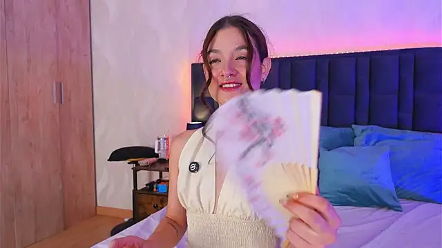 Chat XXX en directo de LucyFlame
