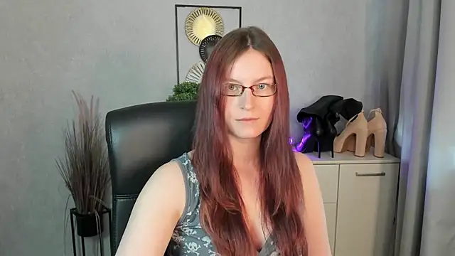 Chat XXX en directo de emmaxDelight