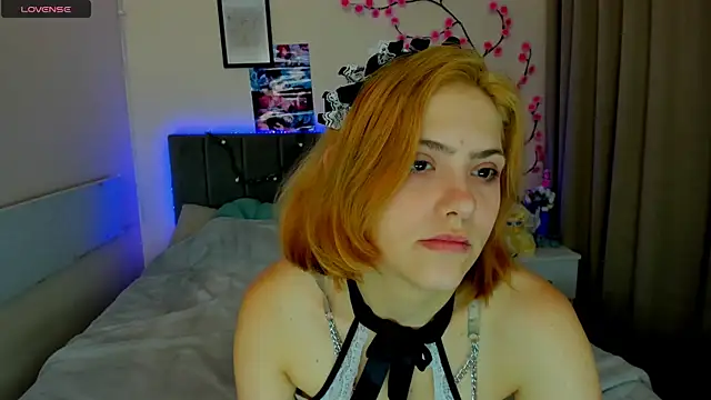 Chat XXX en directo de DellaRows