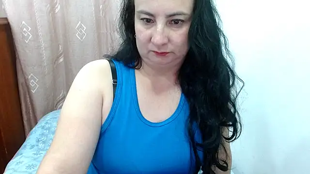 Ashyle Chat XXX live