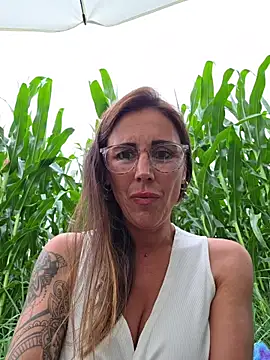 Klamsine – Naživo XXX chat